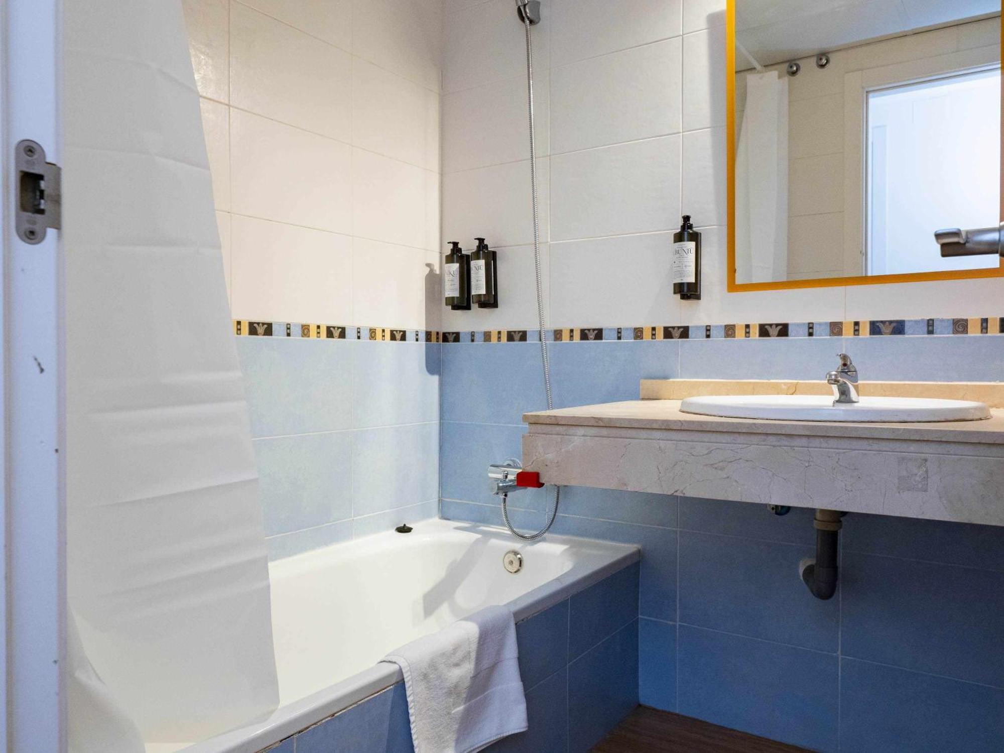 Apartament Atico Con Vistas Al Mar Piscina Y Parking Malaga Zewnętrze zdjęcie