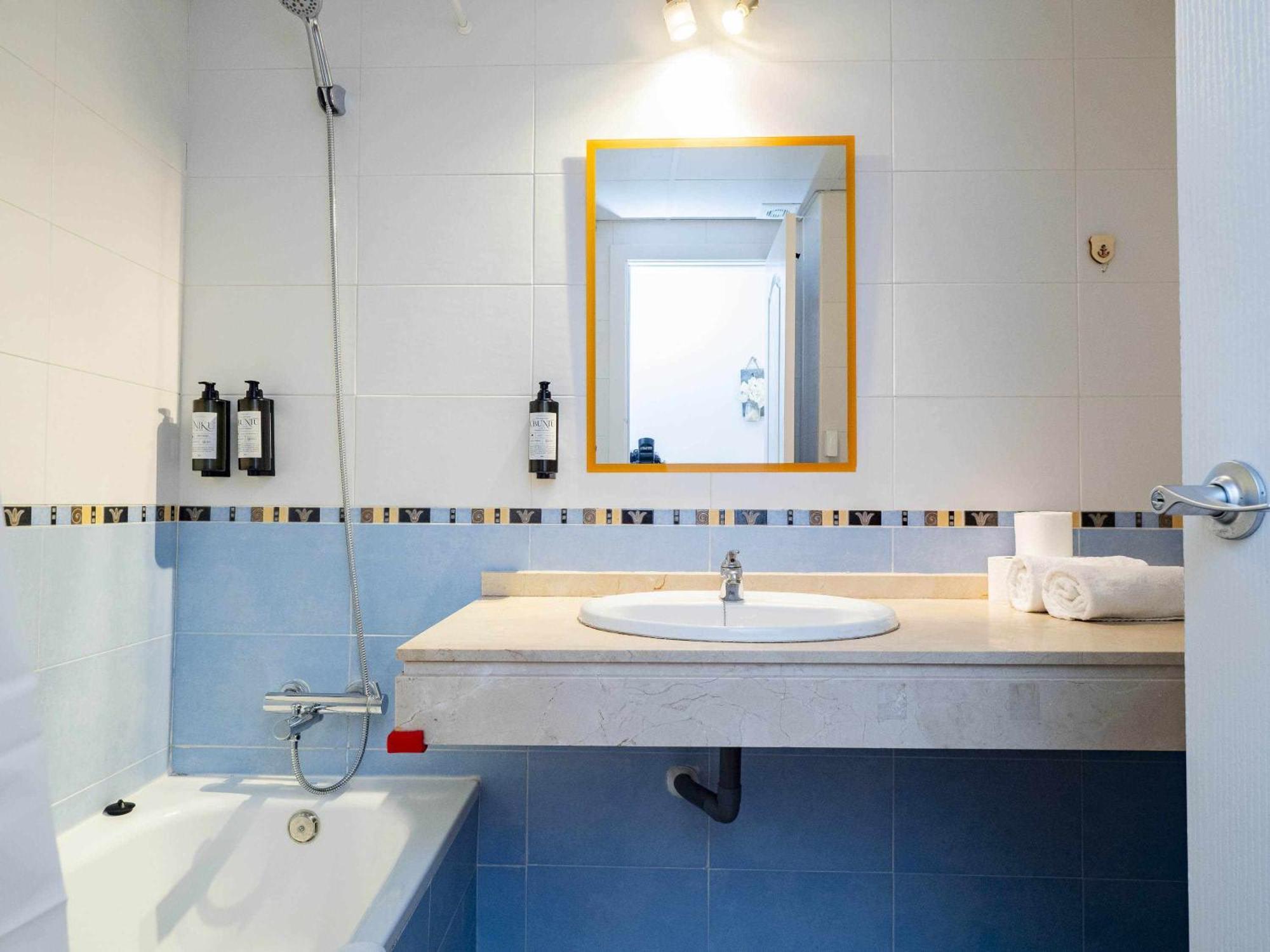Apartament Atico Con Vistas Al Mar Piscina Y Parking Malaga Zewnętrze zdjęcie
